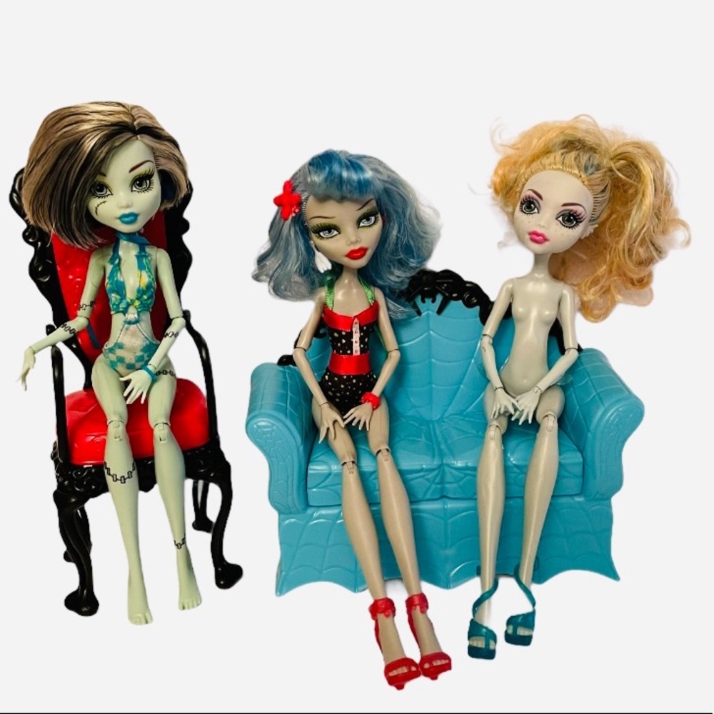 Monster High Skull Shores Series 3 Doll Bundle Frankie, Ghoulia & Lagoona